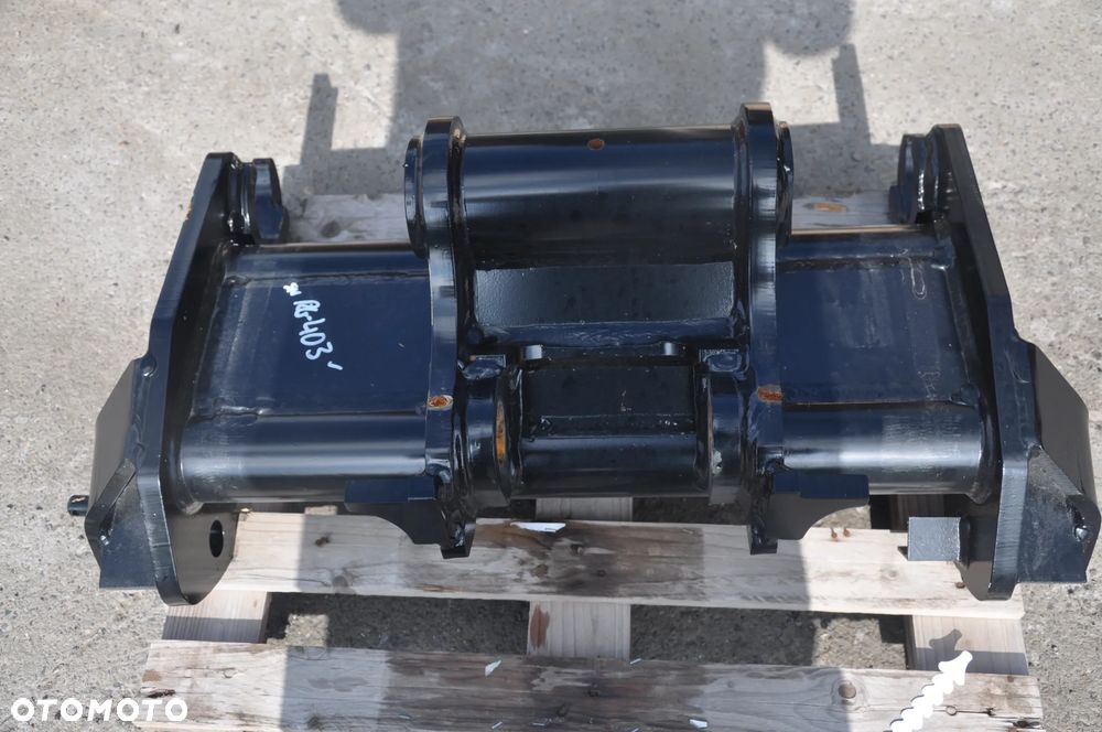 Karetka ramka Manitou MT 940 - 3