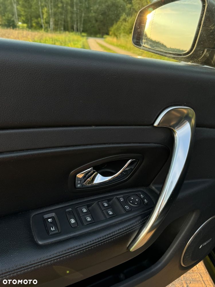 Renault Latitude - 25