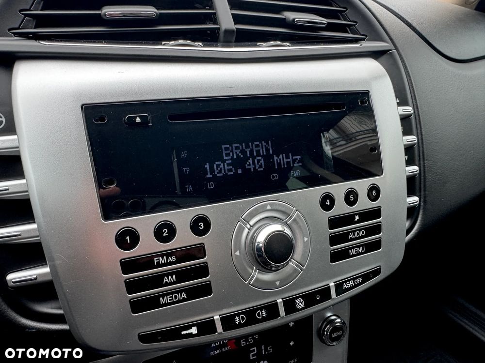 Lancia Delta 1.4 MultiAir 16v Platinum - 23