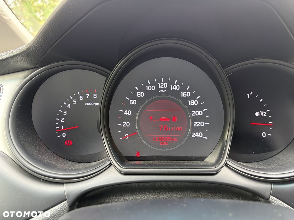 Kia Ceed 1.6 GDI L - 12