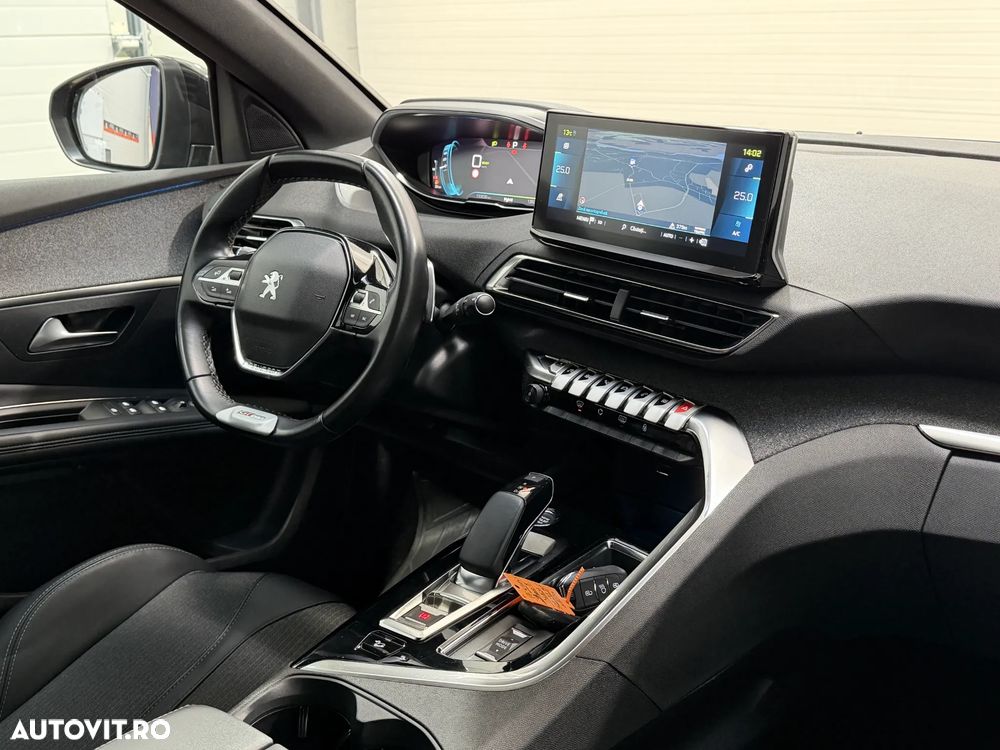 Peugeot 3008 PHEV 300 EAT8 4X4 GT - 9
