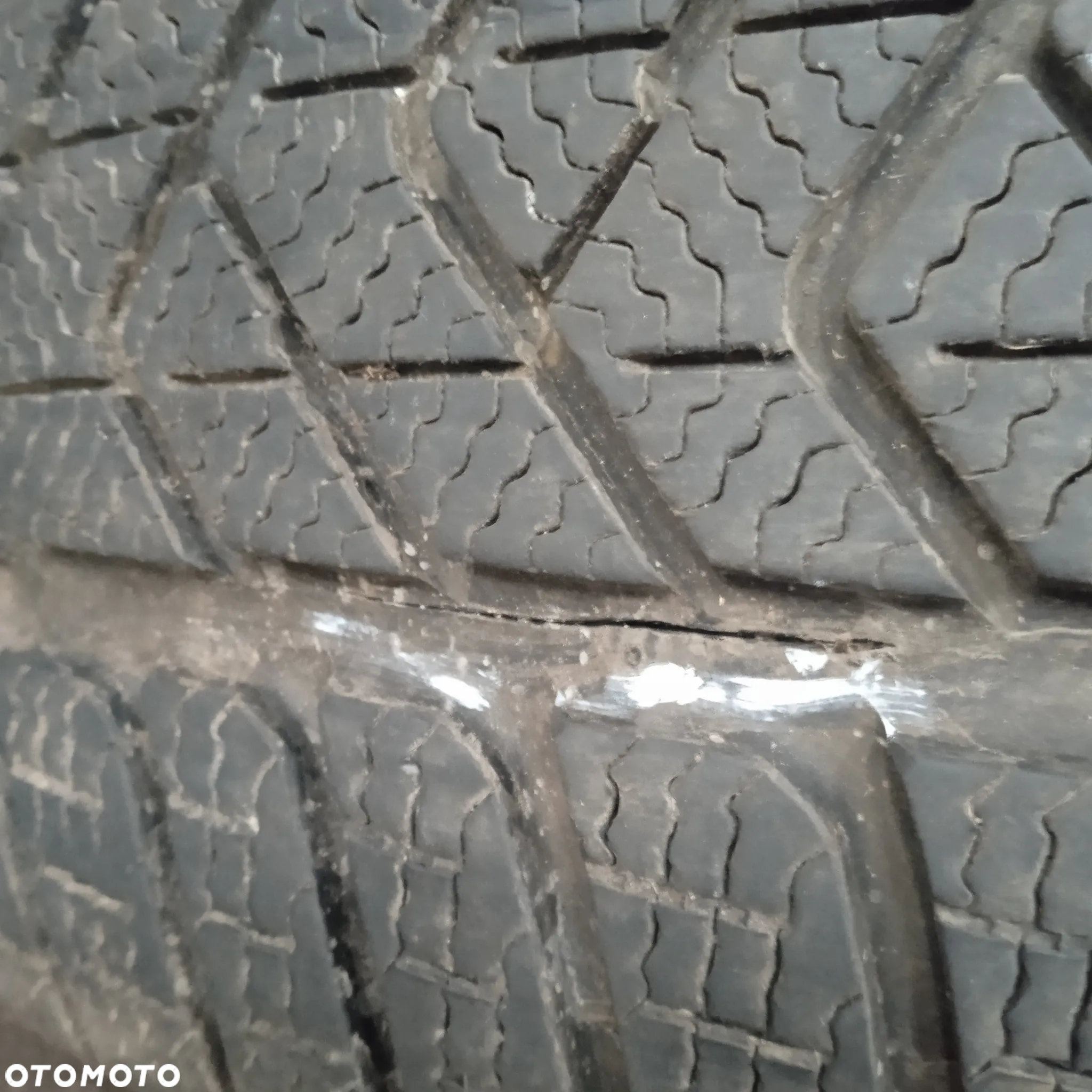 Opony Pirelli 245/40/18 zima - 2