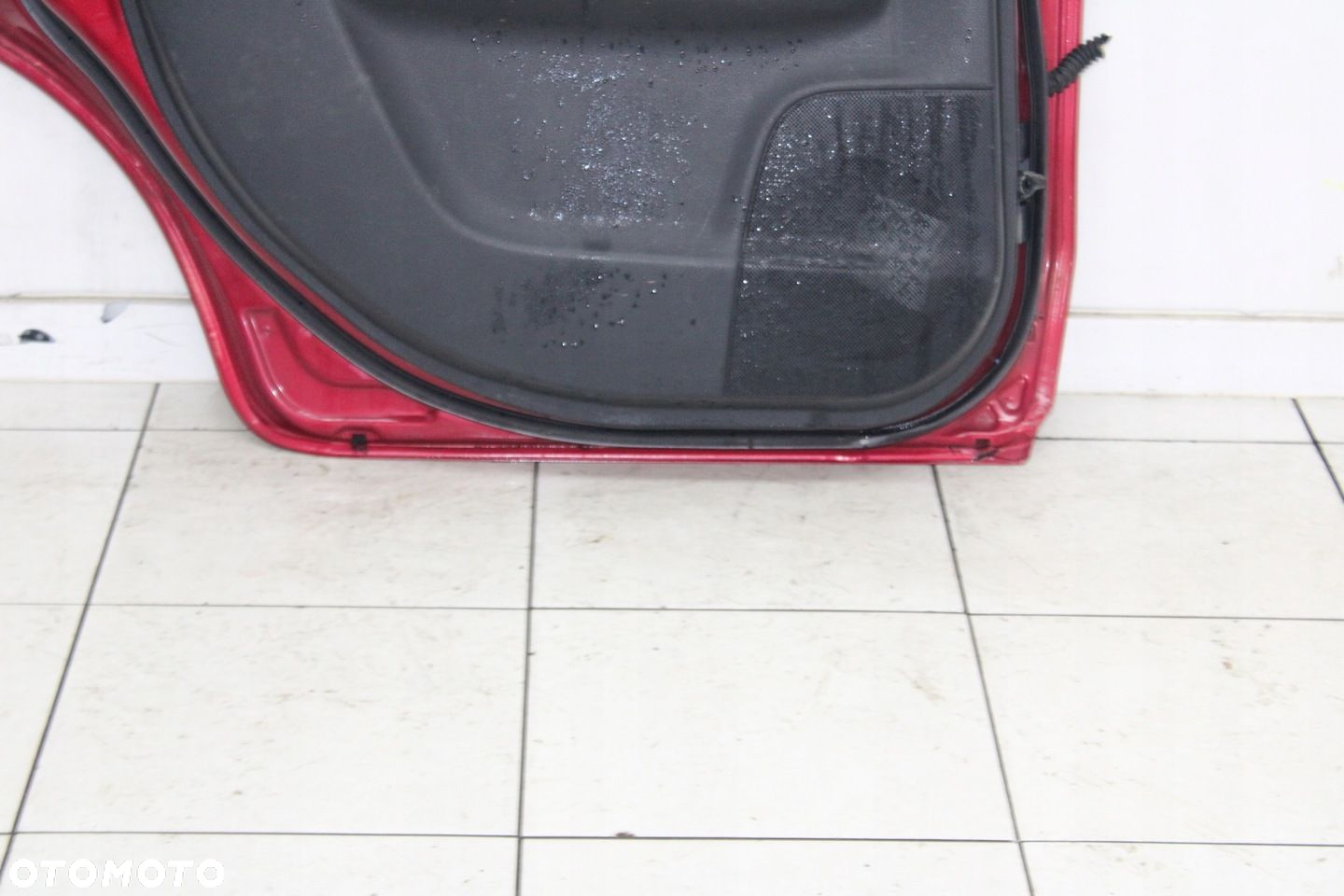 NISSAN NOTE I E11 2006R- DRZWI LEWE LEWY TYŁ TYLNE A32- KOD LAKIERU - 7