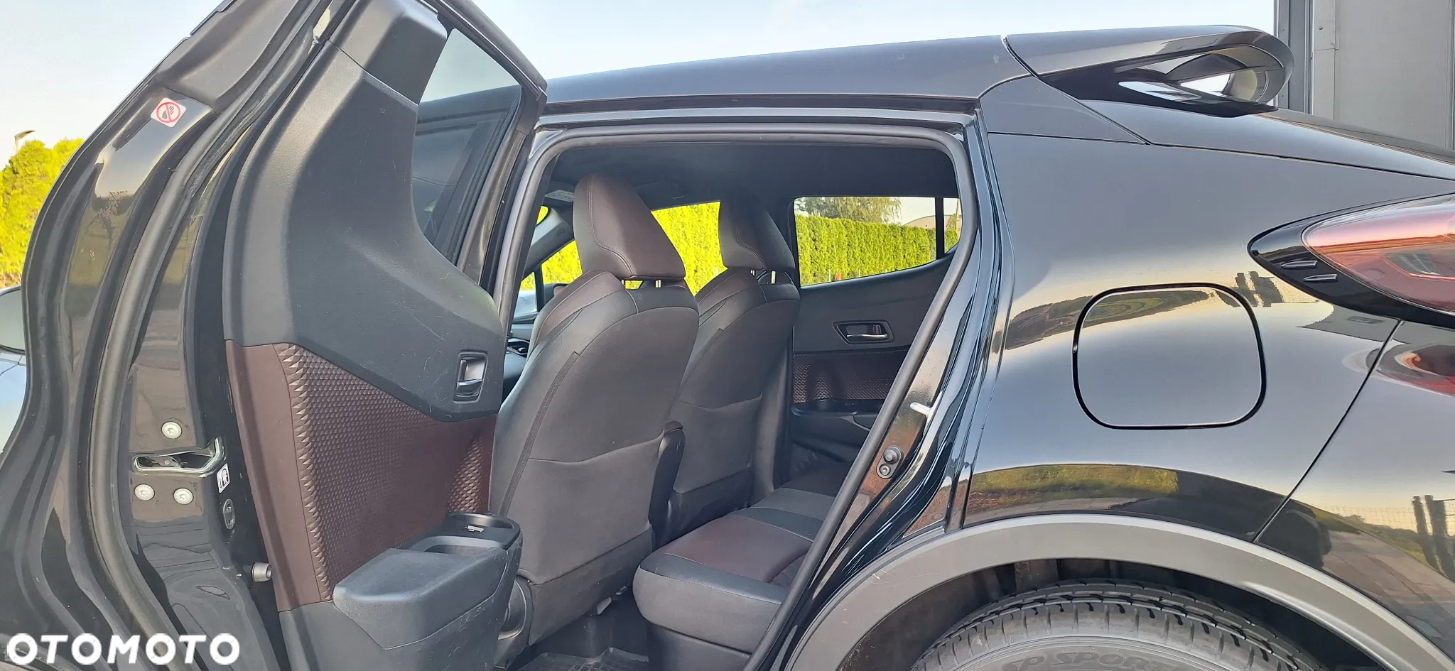Toyota C-HR 1.8 Hybrid Executive - 34