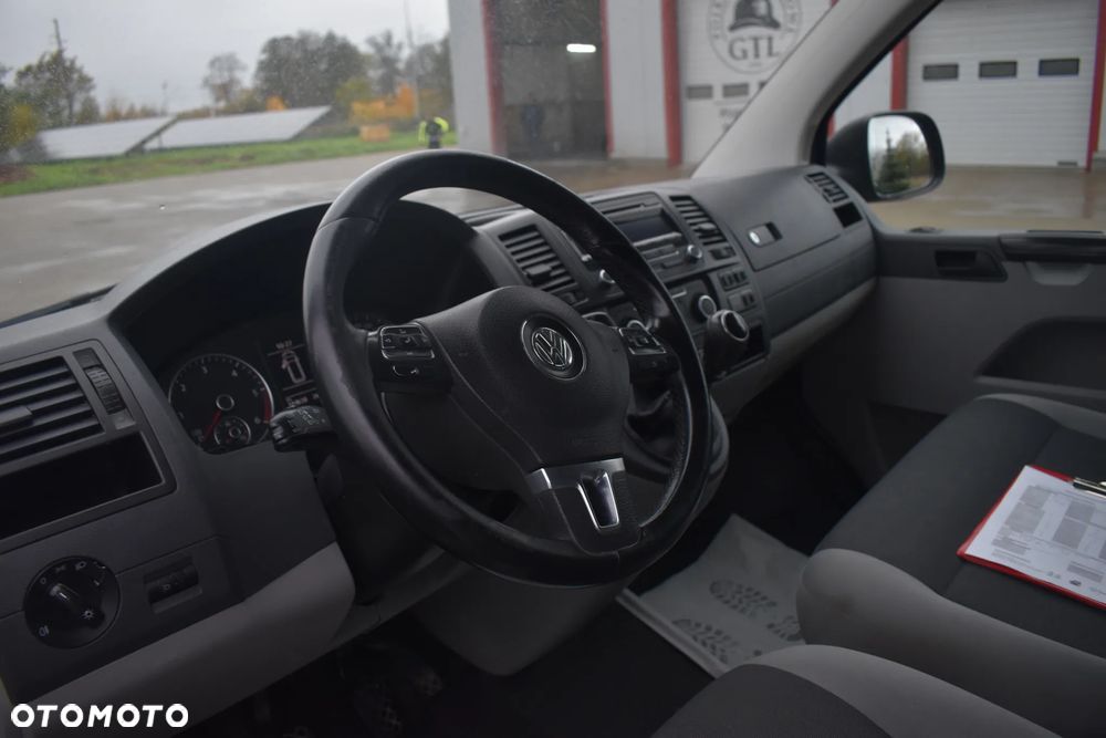 Volkswagen Transporter - 19