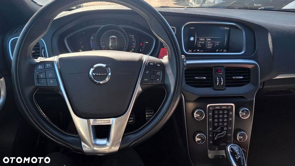 Volvo V40 - 10