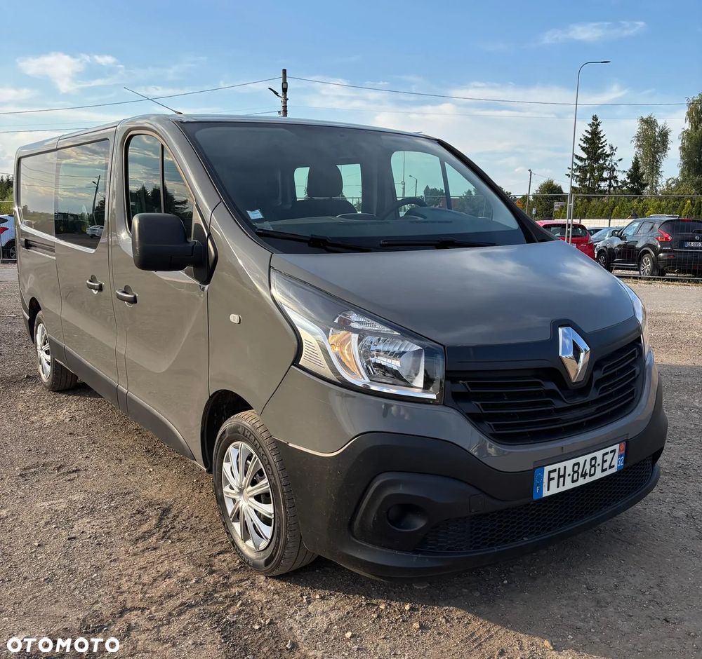 Renault TRAFIC - 1