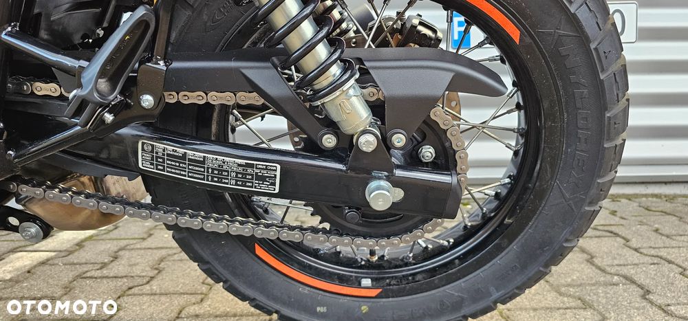 Royal Enfield Bear 650 - 19