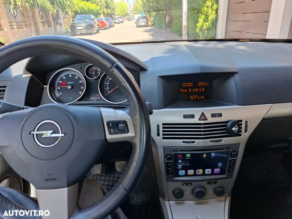Opel Astra - 2