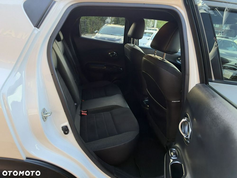 Nissan Juke 1.6 Xtronic Tekna - 27