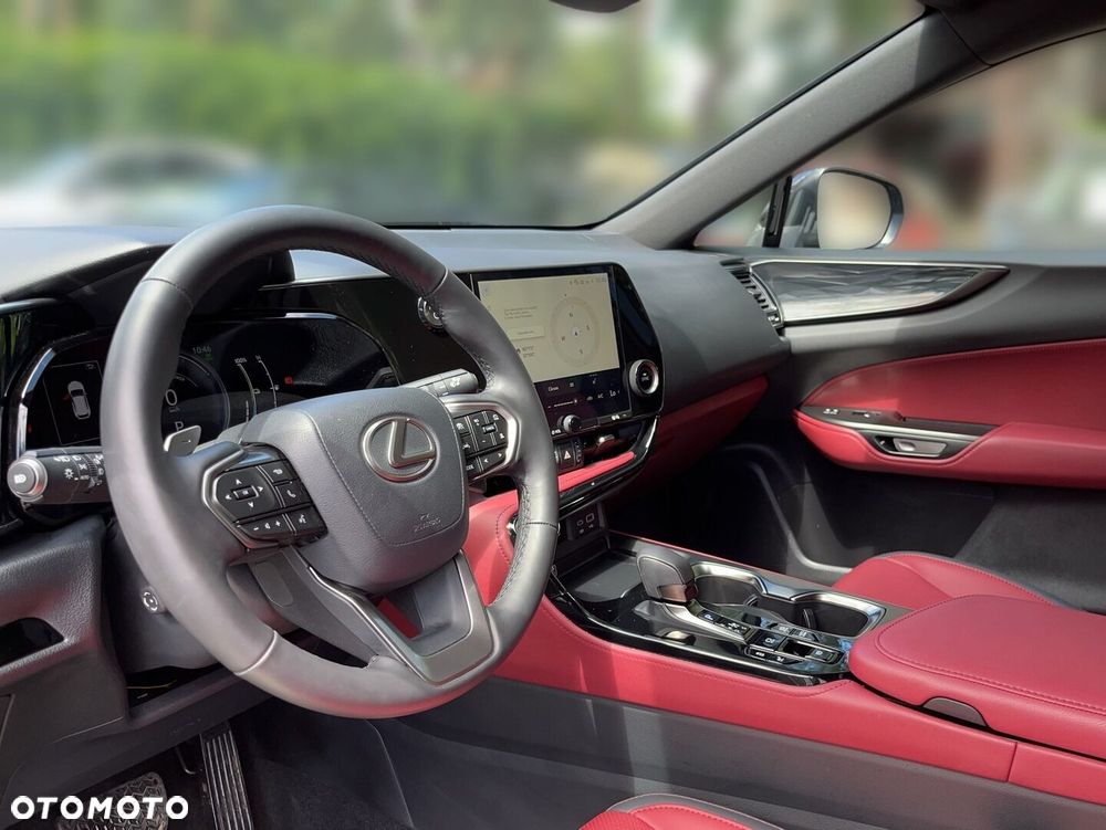 Lexus NX - 3