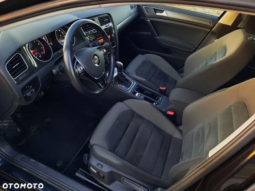 Volkswagen Golf 1.5 TSI BMT Evo Highline DSG - 17