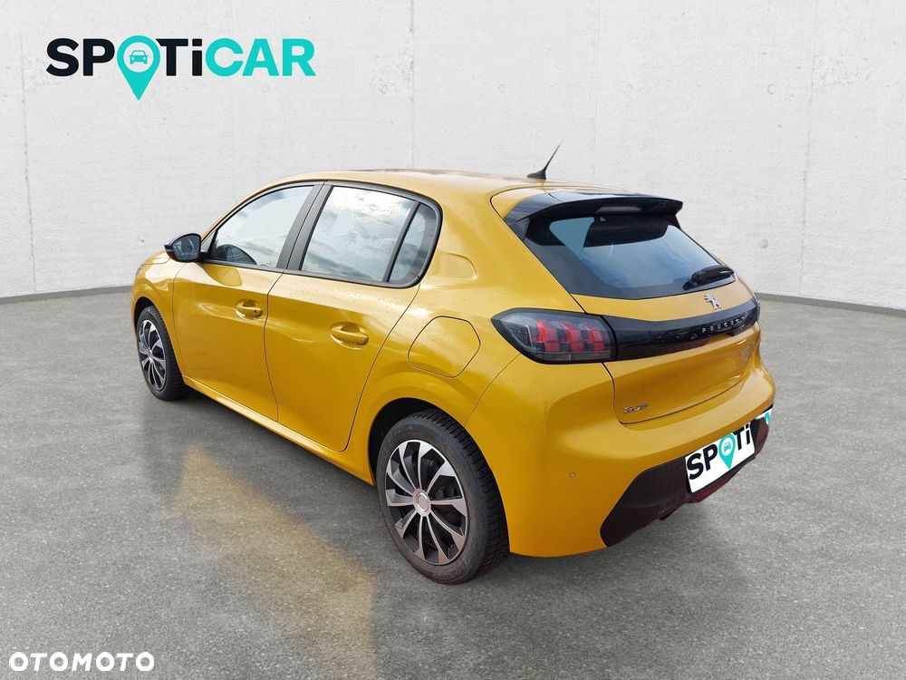 Peugeot 208 - 4