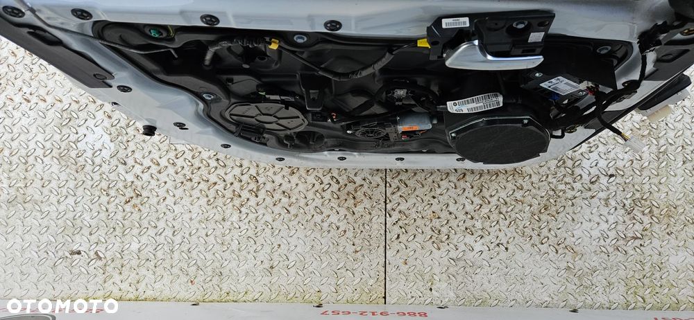 Dodge Durango III LIFT 2017-  Kompletne drzwi przód lewy Drzwi przednie lewe PW7 w kolor BIAŁE - 21