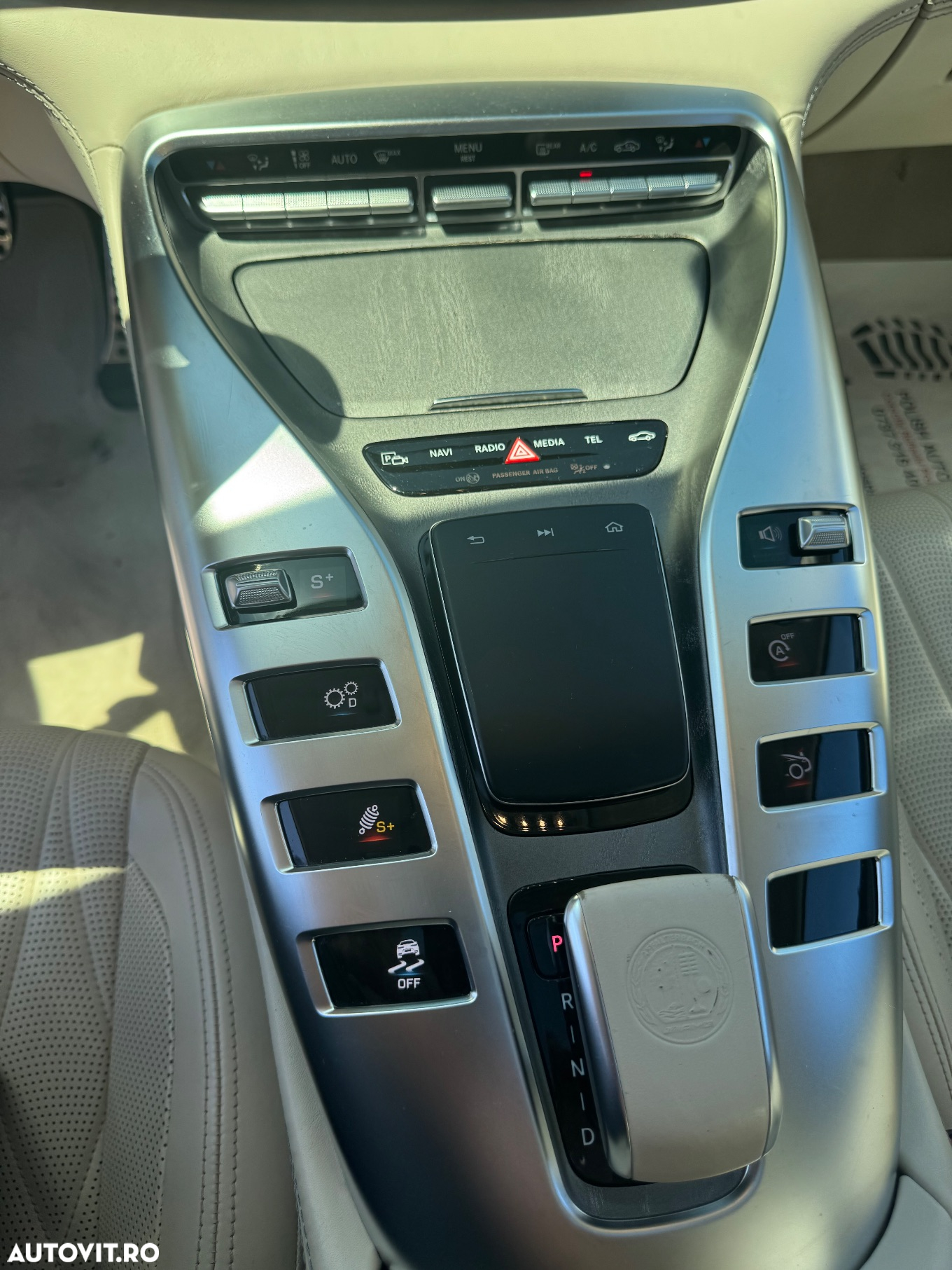 Mercedes-Benz AMG GT 53 4MATIC+ - 29