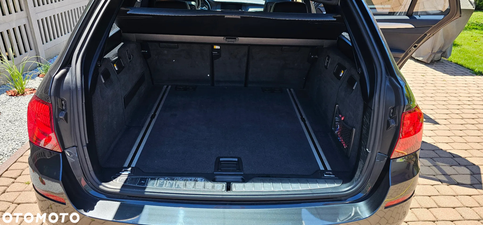 BMW Seria 5 520d Touring - 13