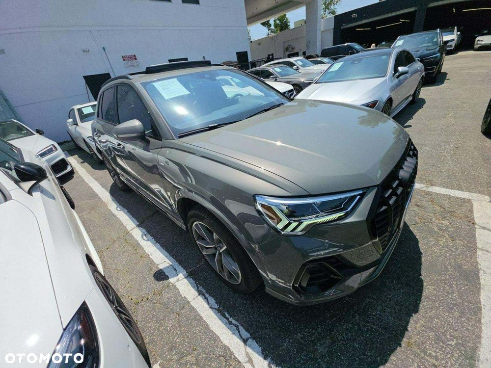 Audi Q3 45 TFSI Quattro S tronic S line - 2