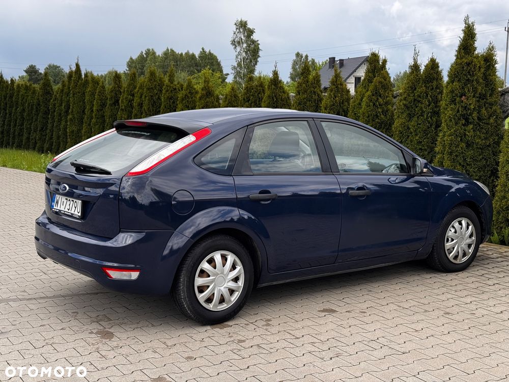 Ford Focus 1.4 Trend - 13