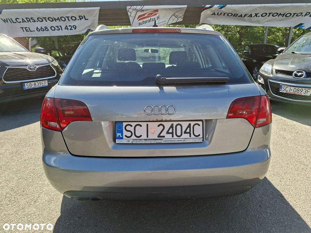 Audi A4 Avant 2.0 TDI - 10