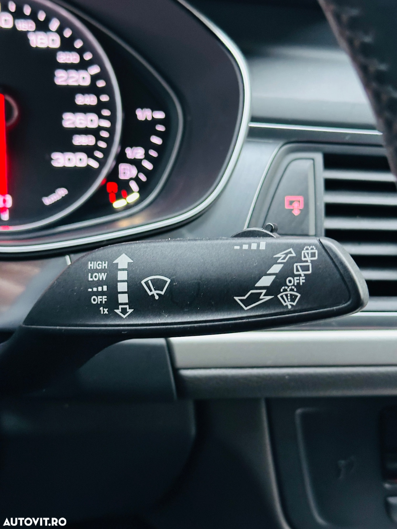 Audi A6 Avant 2.0 TDI DPF multitronic - 34