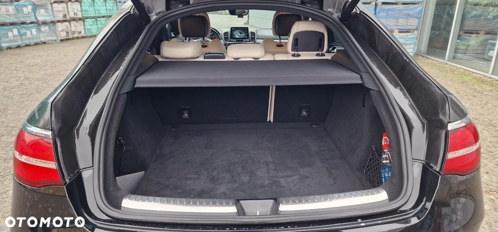 Mercedes-Benz GLE - 34