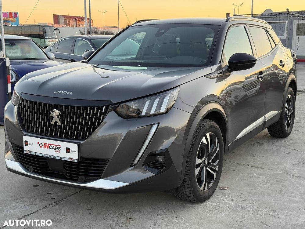 Peugeot 2008 PureTech 130 EAT8 GT Pack - 1