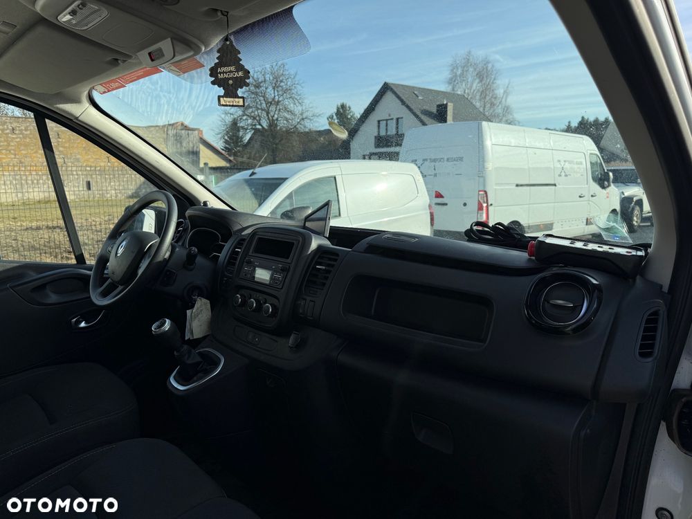 Renault Trafic - 11