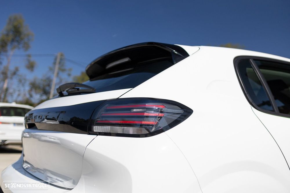 Peugeot 208 1.2 PureTech Active - 30