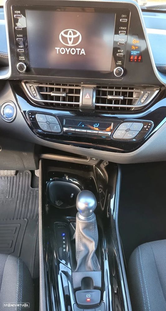 Toyota C-HR 1.8 Hybrid Square Collection - 8