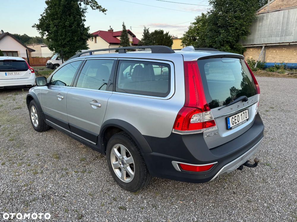 Volvo XC 70 D4 AWD Momentum - 2