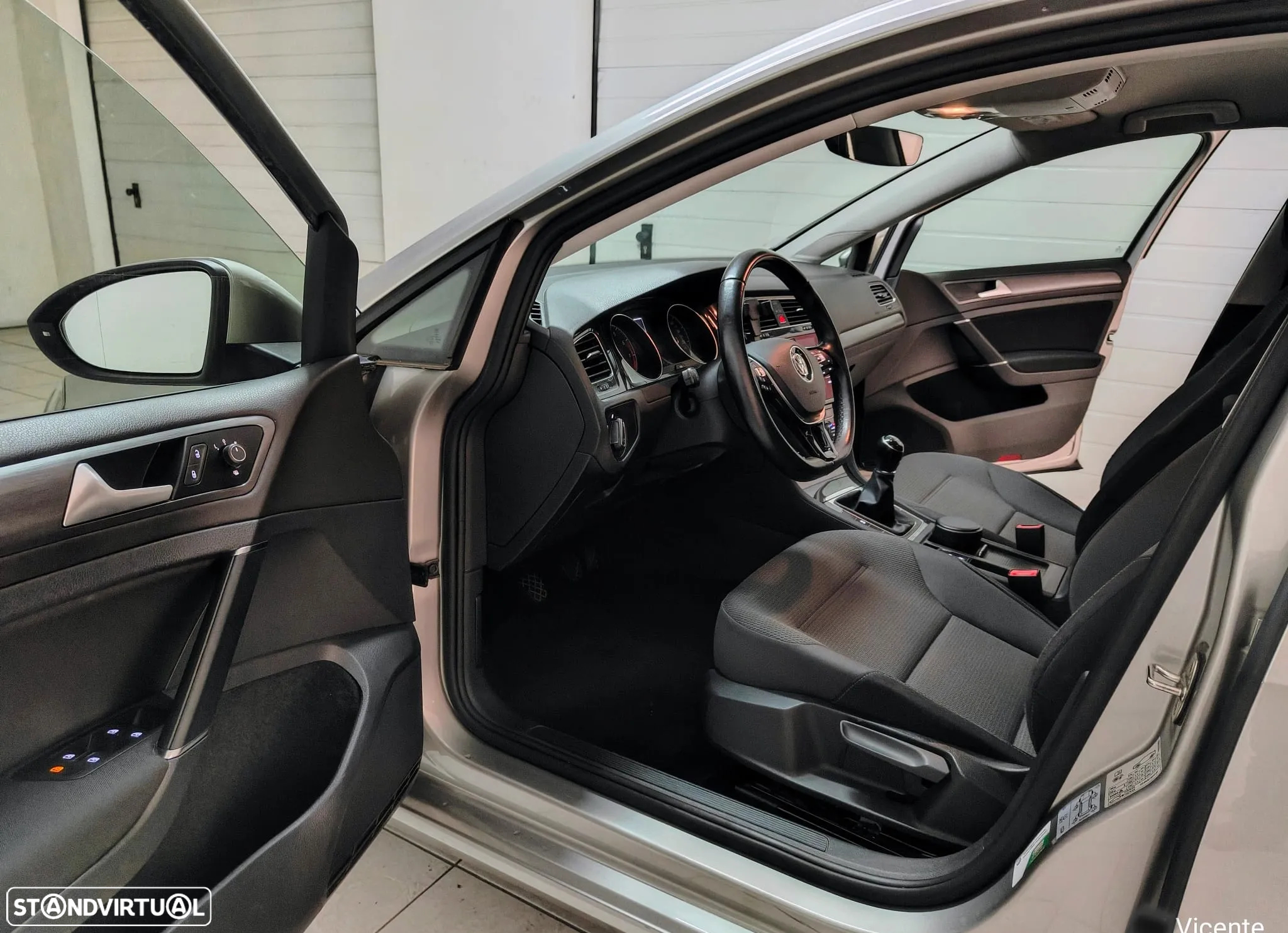 VW Golf 1.0 TSI Confortline - 7
