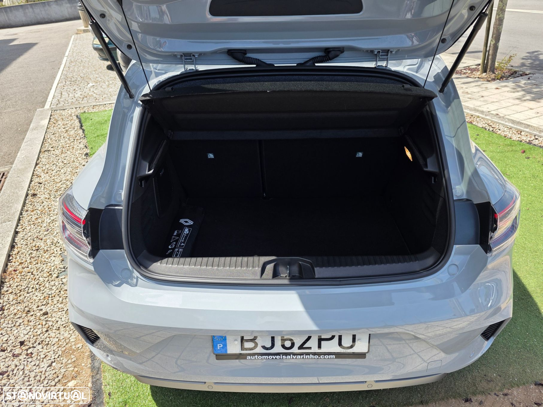 Renault Clio 1.6 E-Tech Full Hybrid Esprit Alpine - 36