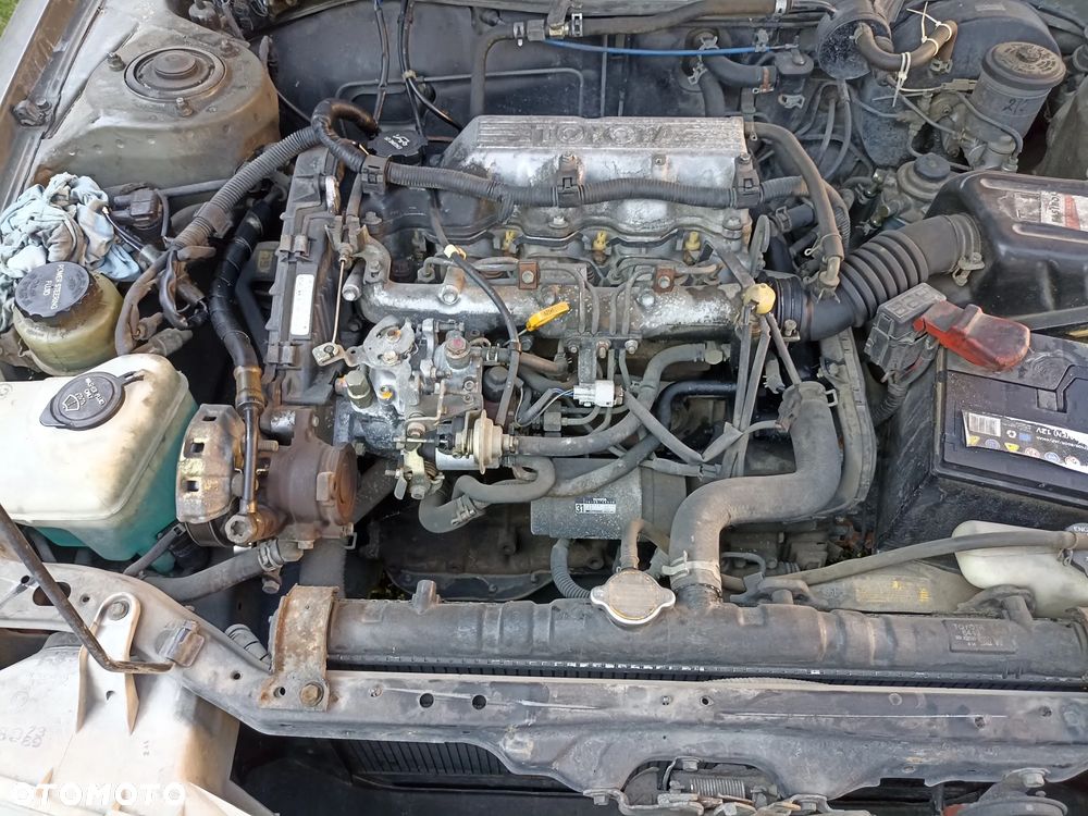 Toyota Corolla 1.8D XL - 8