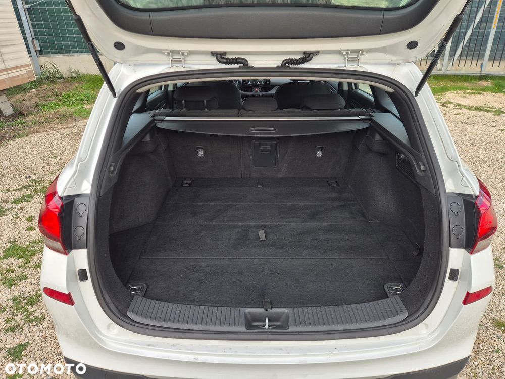 Hyundai i30 - 19