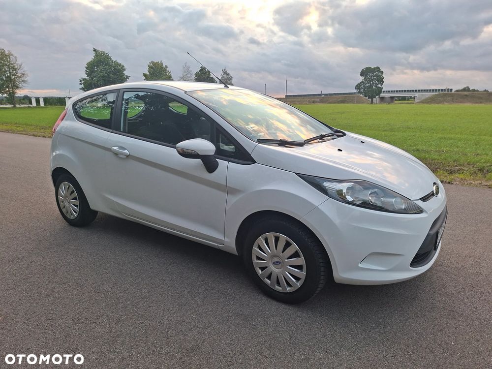 Ford Fiesta 1.25 Trend - 4