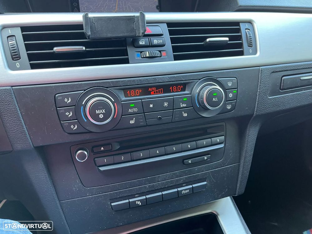 BMW 320 d DPF Edition Sport - 7