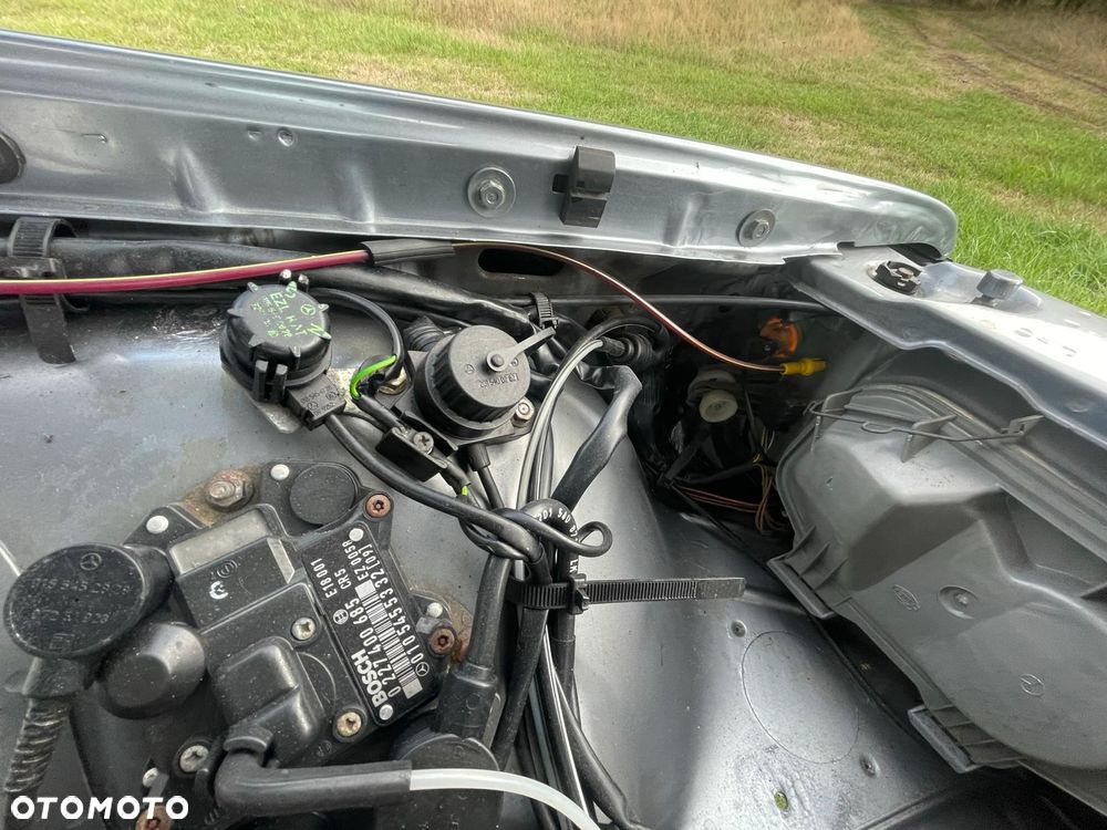 Mercedes-Benz W201 (190) - 13