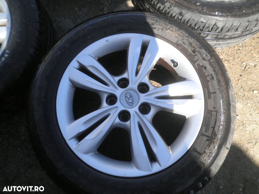 Jante 17" cu anvelope 225/60/R17 Hyundai ix35 52910-2S200 6.5J ET48 - 2
