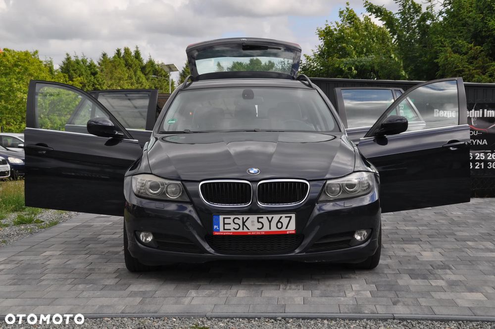 BMW Seria 3 330d xDrive DPF Edition Sport - 22