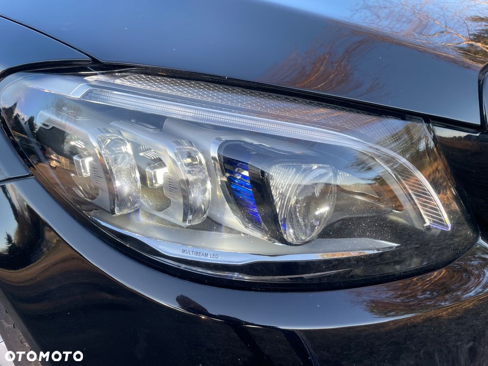 Mercedes-Benz Klasa C 300 9G-TRONIC - 7