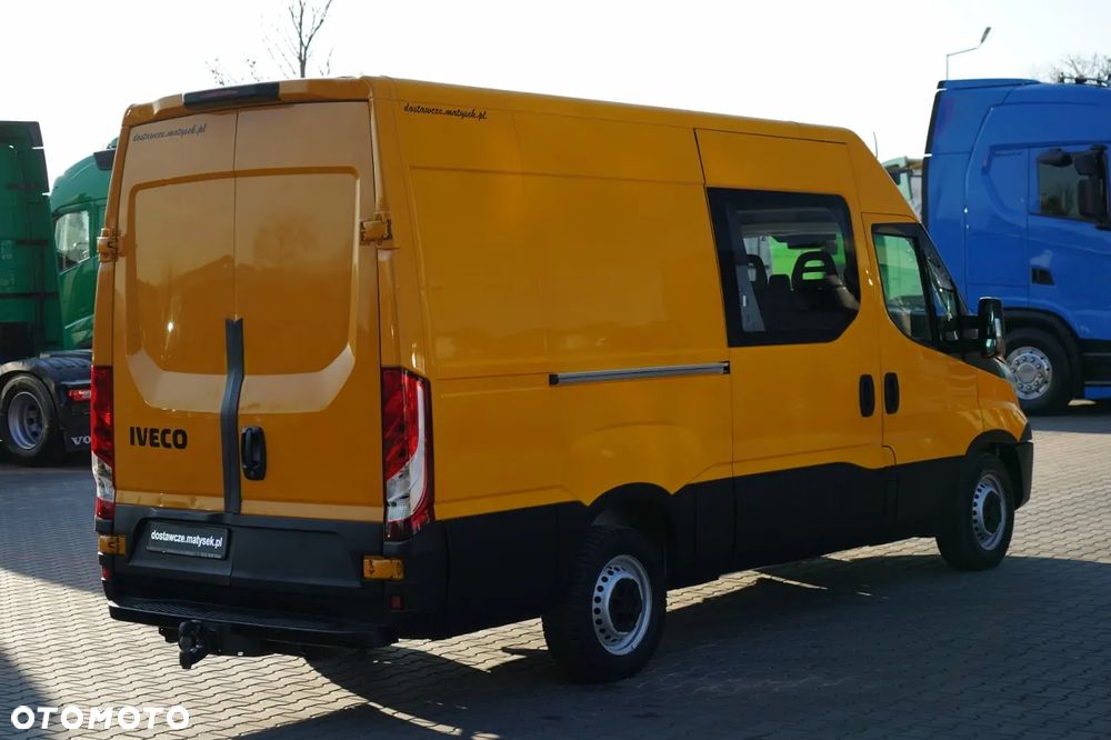 Iveco DAILY 35-140 / BRYGADÓWKA / 7 MIEJSC / BLASZAK / FURGON / SPROWADZONY - 8