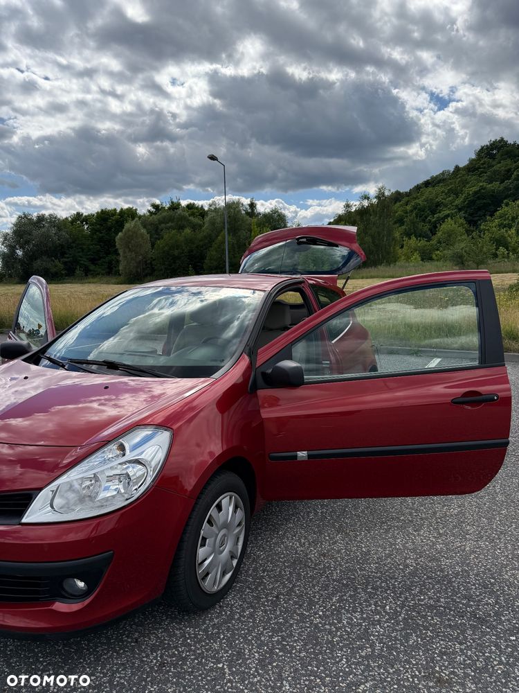 Renault Clio 1.2 16V Expression - 6