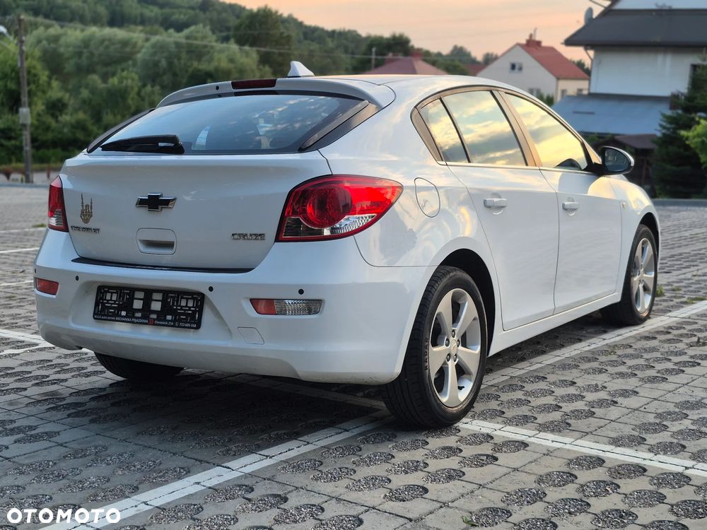 Chevrolet Cruze 1.8 LS+ - 7