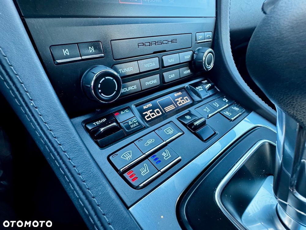 Porsche 718 Cayman GPF PDK - 24