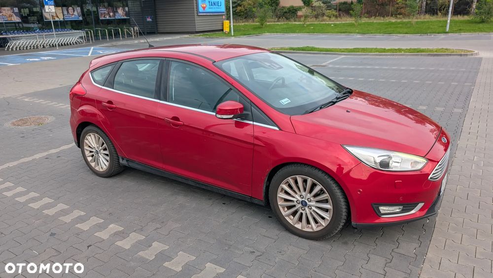 Ford Focus 1.5 EcoBoost Titanium ASS - 4