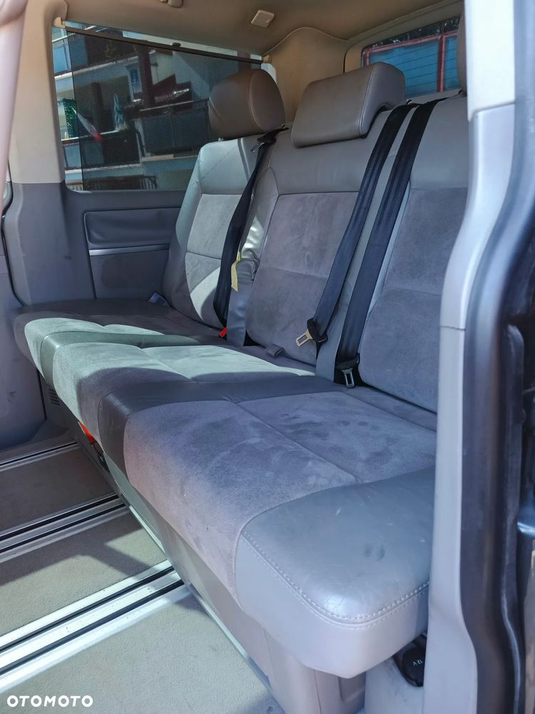 Volkswagen Multivan - 6