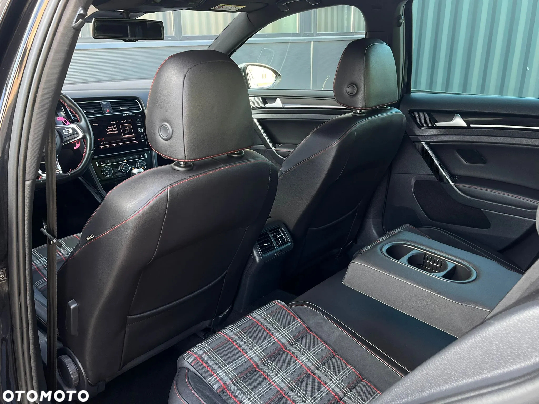 Volkswagen Golf GTI Performance BlueMotion Technology DSG - 37