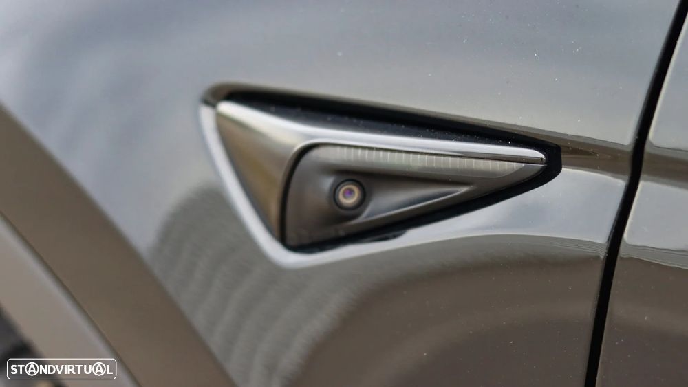 Tesla Model Y Tração Traseira - 5