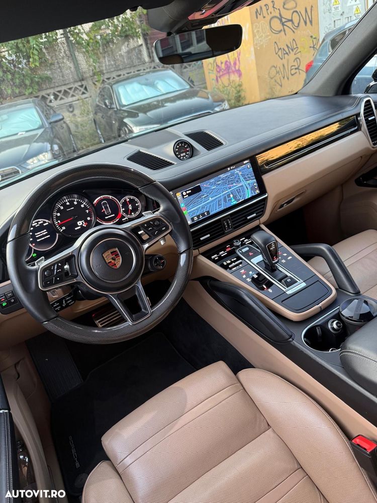 Porsche Cayenne S - 18