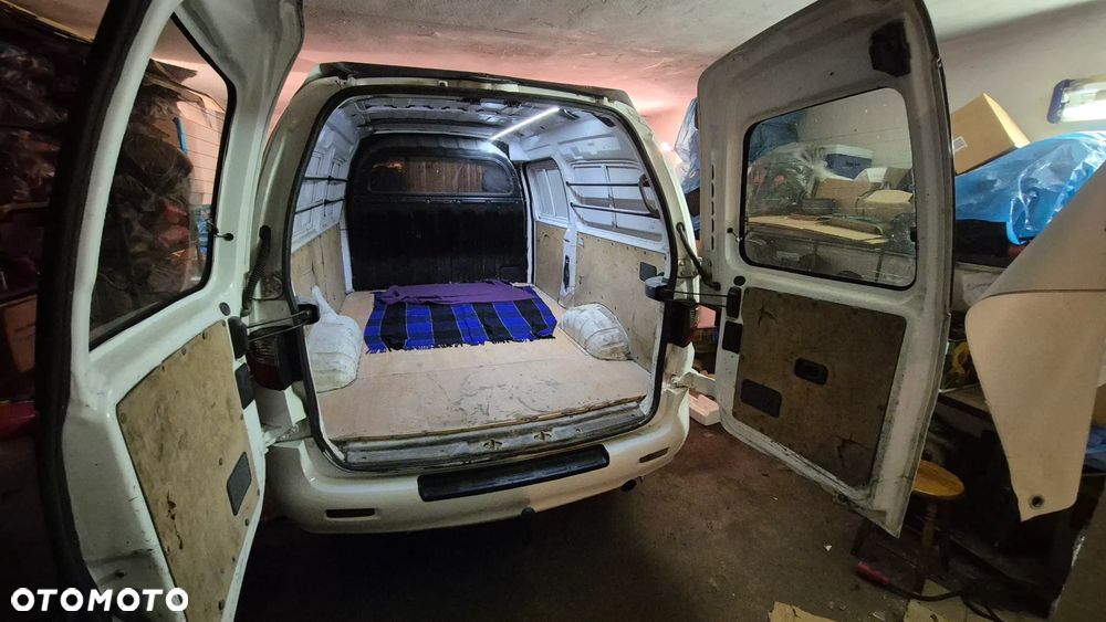 Hyundai H1 - 6